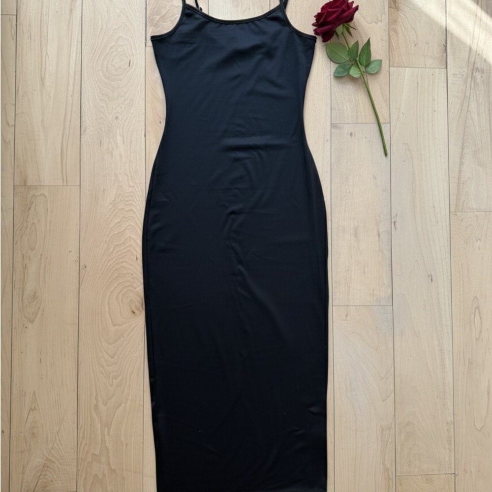 Blanc Black Midi Bodycon Slip Dress With Adjustable Spaghetti Strap— Size Small.